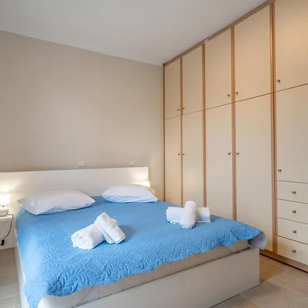 Paradise Sea View Apartamento *